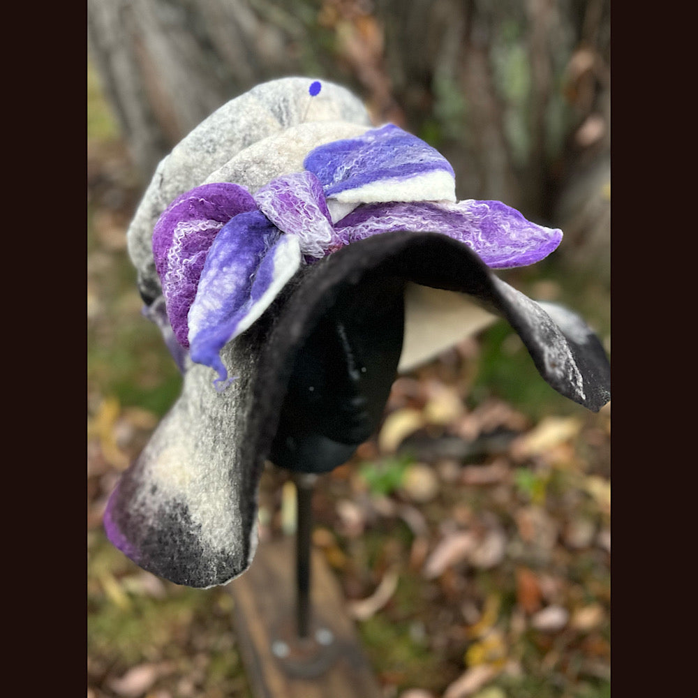 Felted top hat with bow 24” medium large