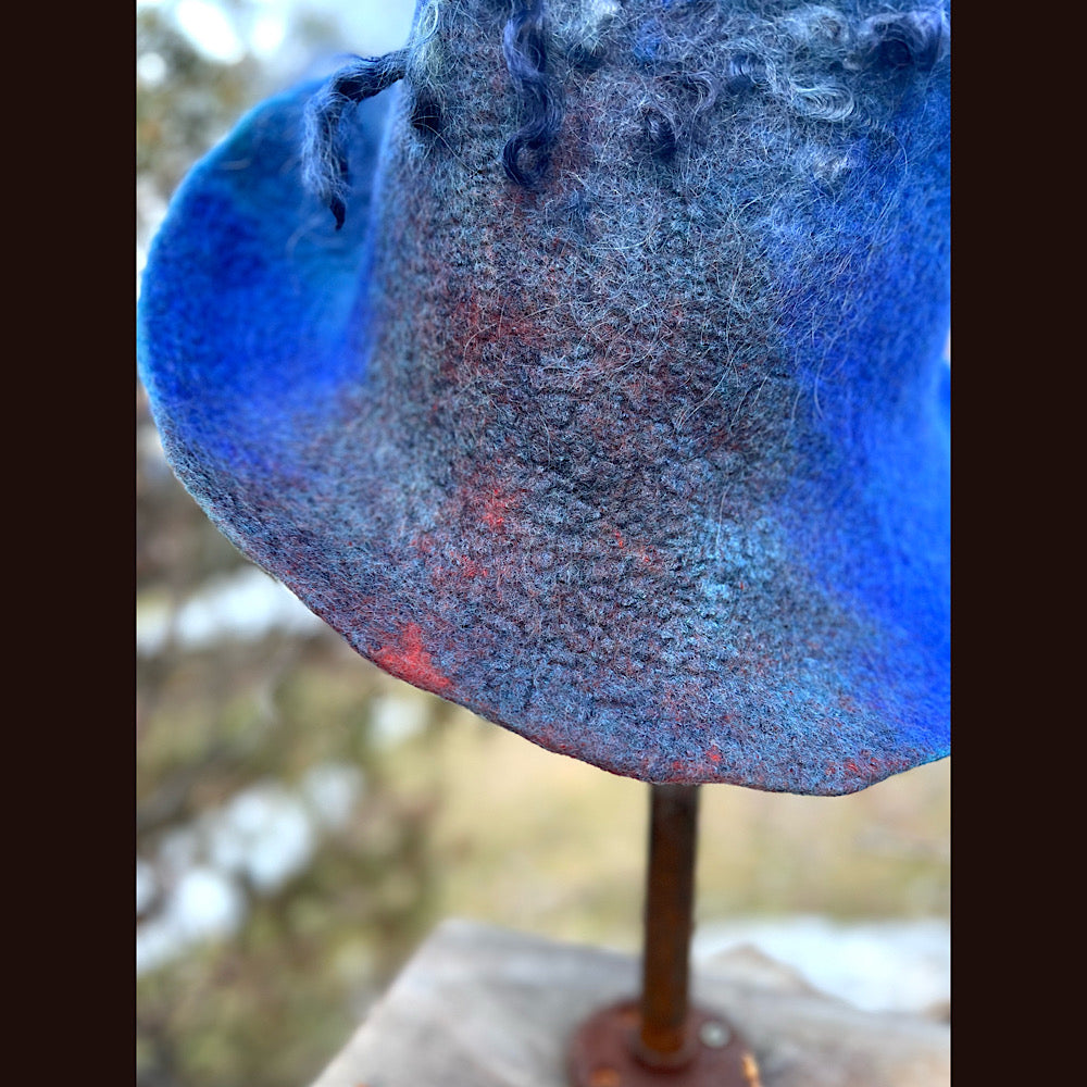 Felted top hat with curls 23” 1/2 medium