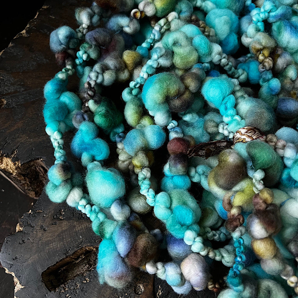 Sea pebbles Jumbo boucle Art yarn STOCK 3.7 oz