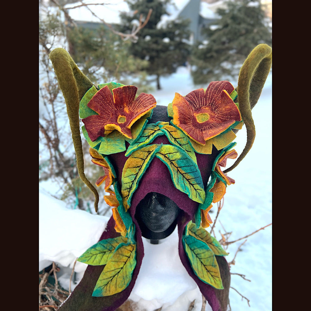 L’esprit des bois felted hood size 23” medium