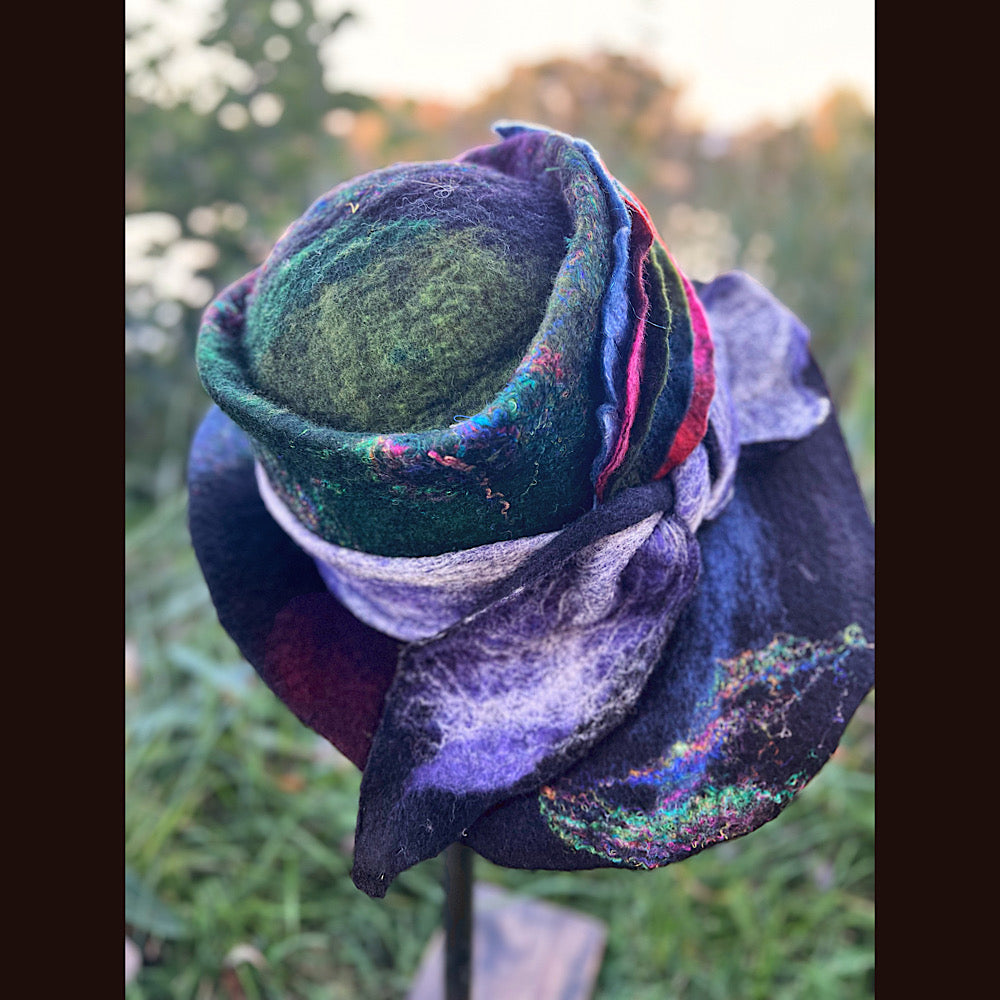 Felted top hat with leaves 23.5” medium