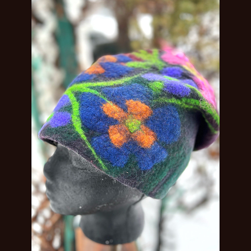 Felted slouchy toque hat medium 23”