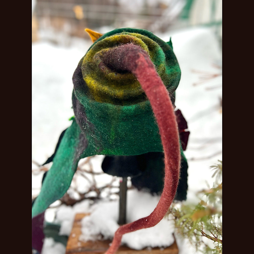 L’esprit des bois felted hood size 23” medium