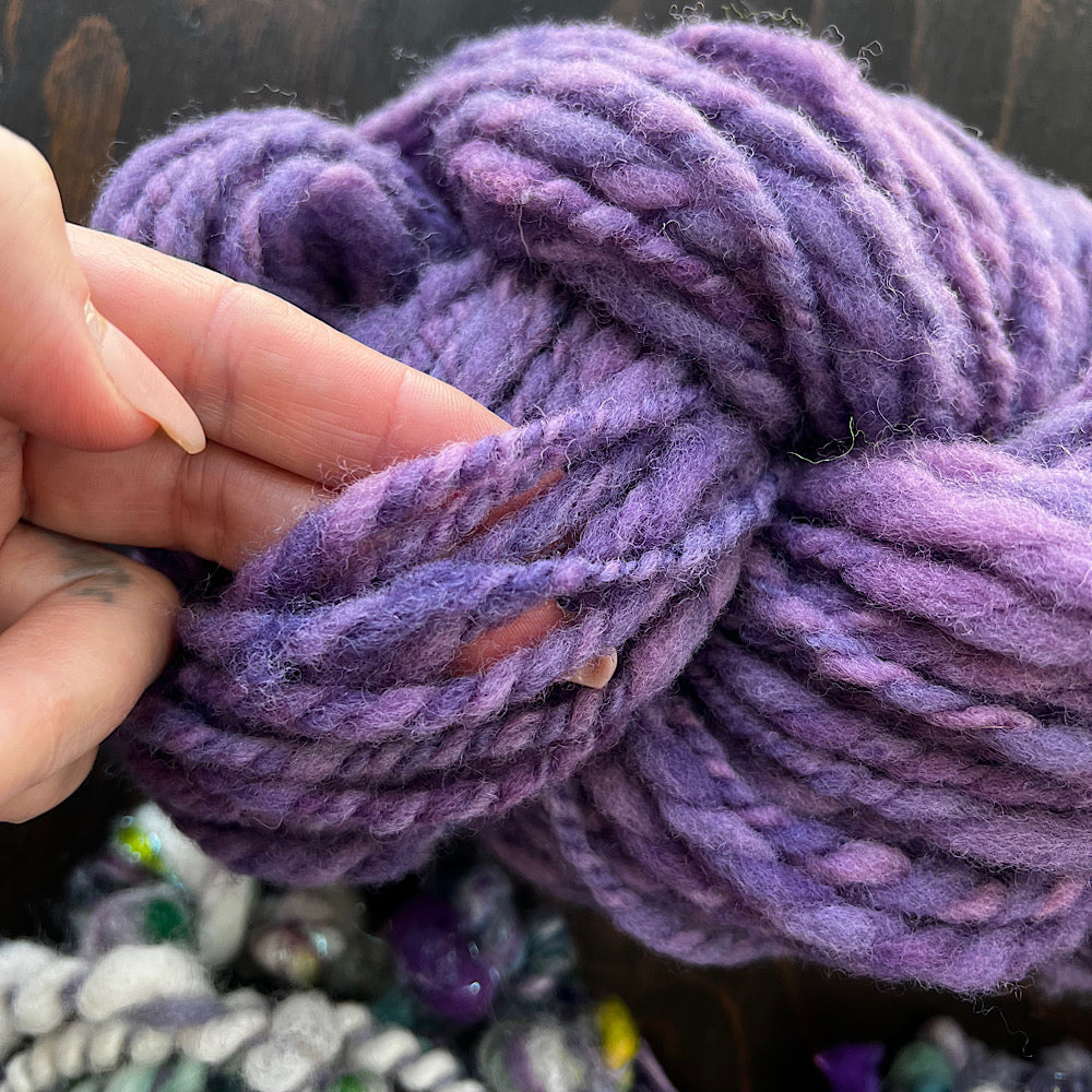 lot of hand spun yarn for weaving  knitting 10.4 oz