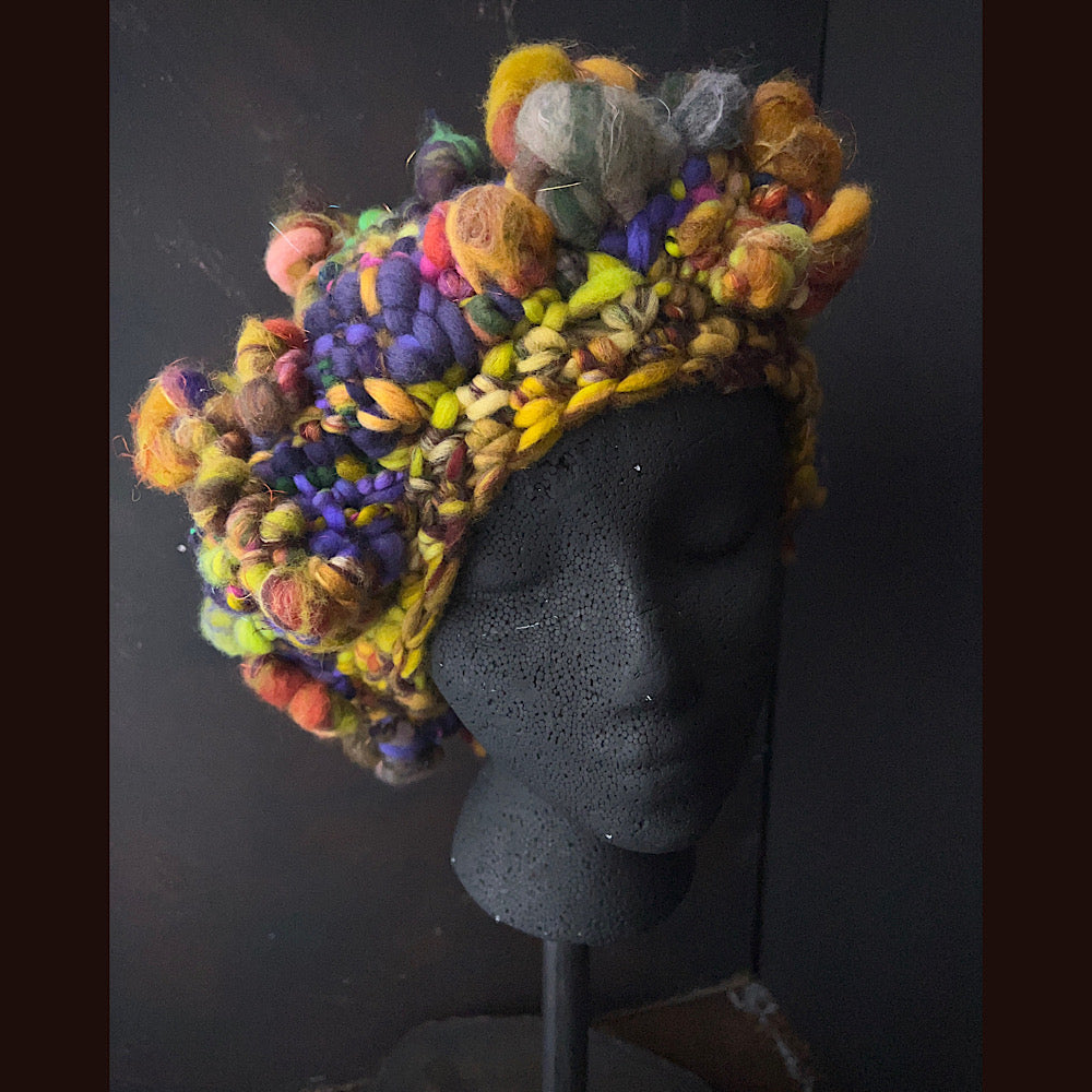 Woven beret size medium 23.5” stretch