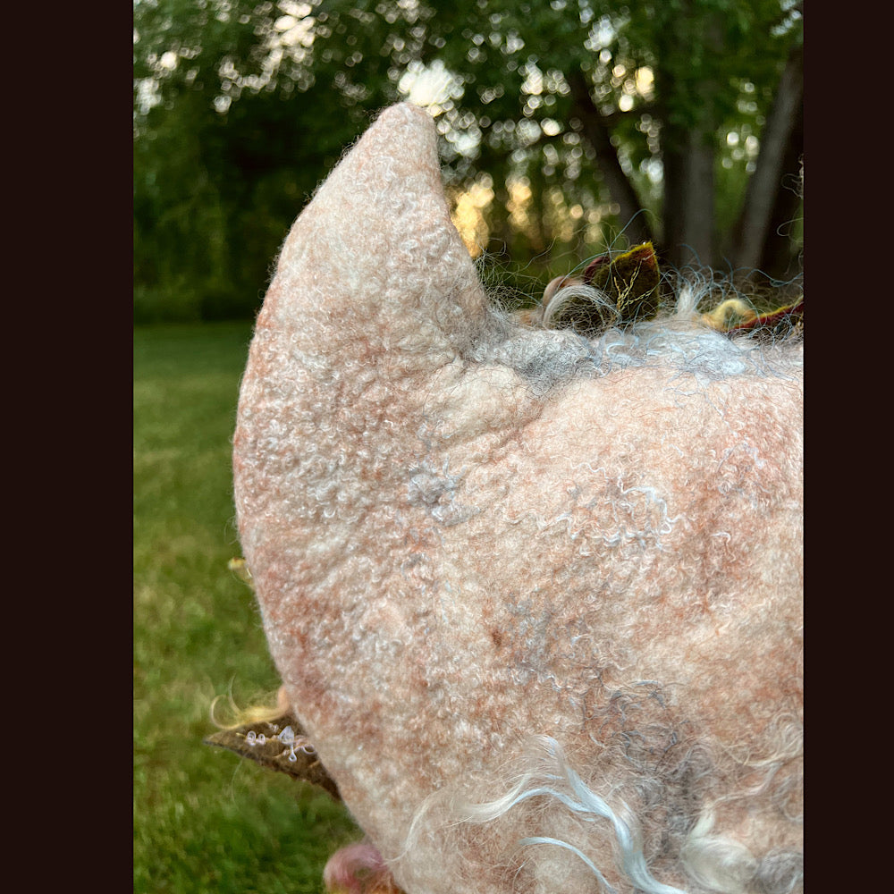 L’esprit des bois felted hood size 23.5” medium /large