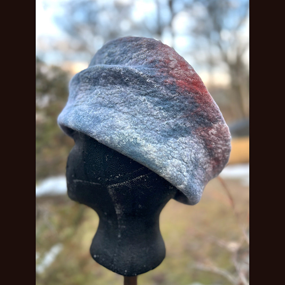 Felted top hat 22” small