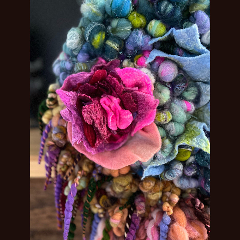 Round woven wall hanger 15” X 20”