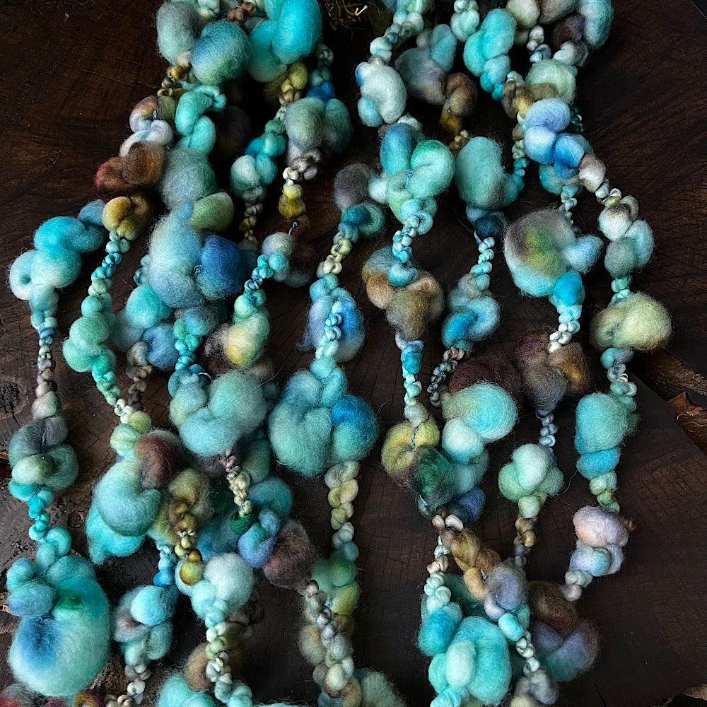 Sea pebbles Jumbo boucle Art yarn STOCK 3.7 oz