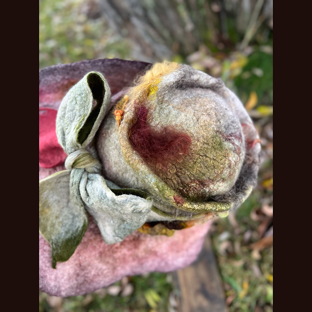 Felted top hat with bow 23” medium