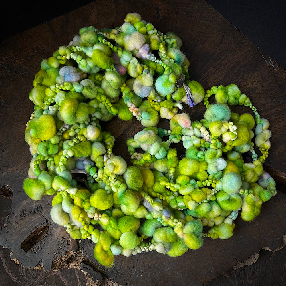 Frais du jardin Jumbo boucle Art yarn 3.9 oz STOCK