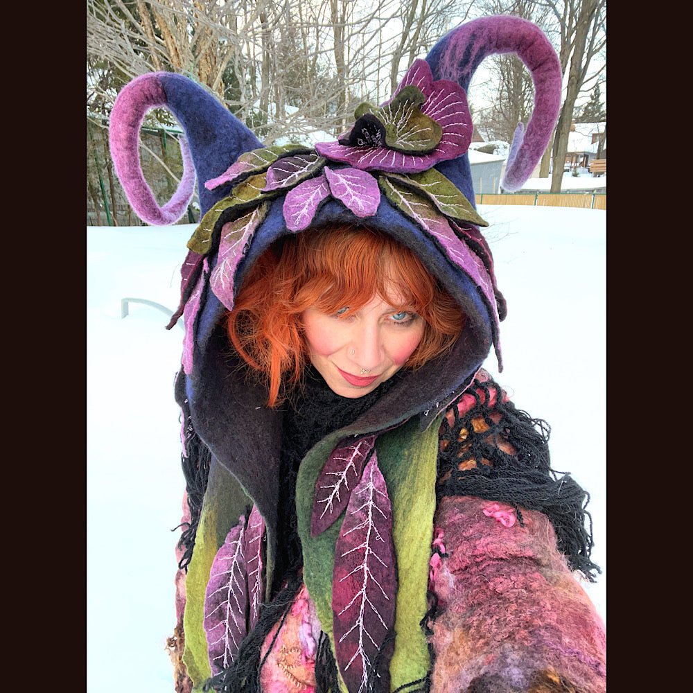 L’esprit des bois felted hood size 24” large