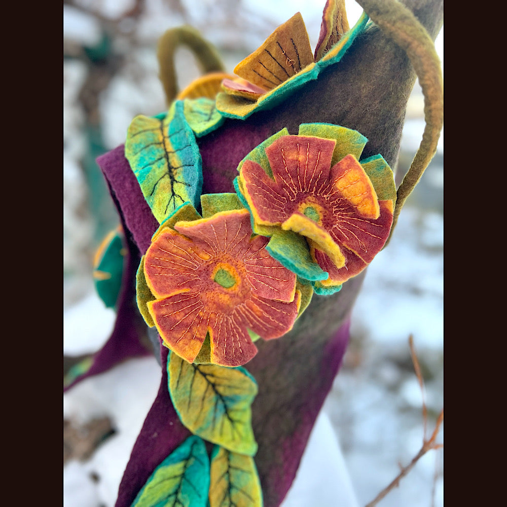 L’esprit des bois felted hood size 23” medium