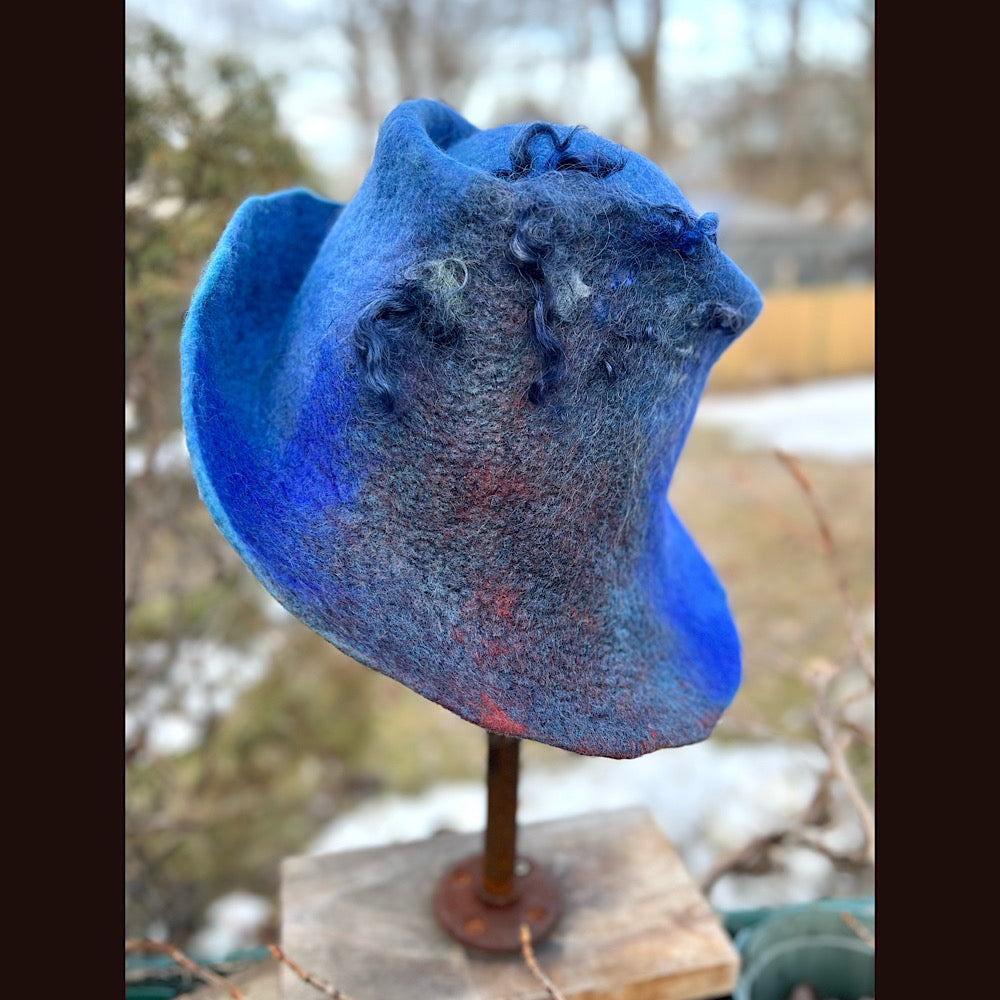 Felted top hat with curls 23” 1/2 medium