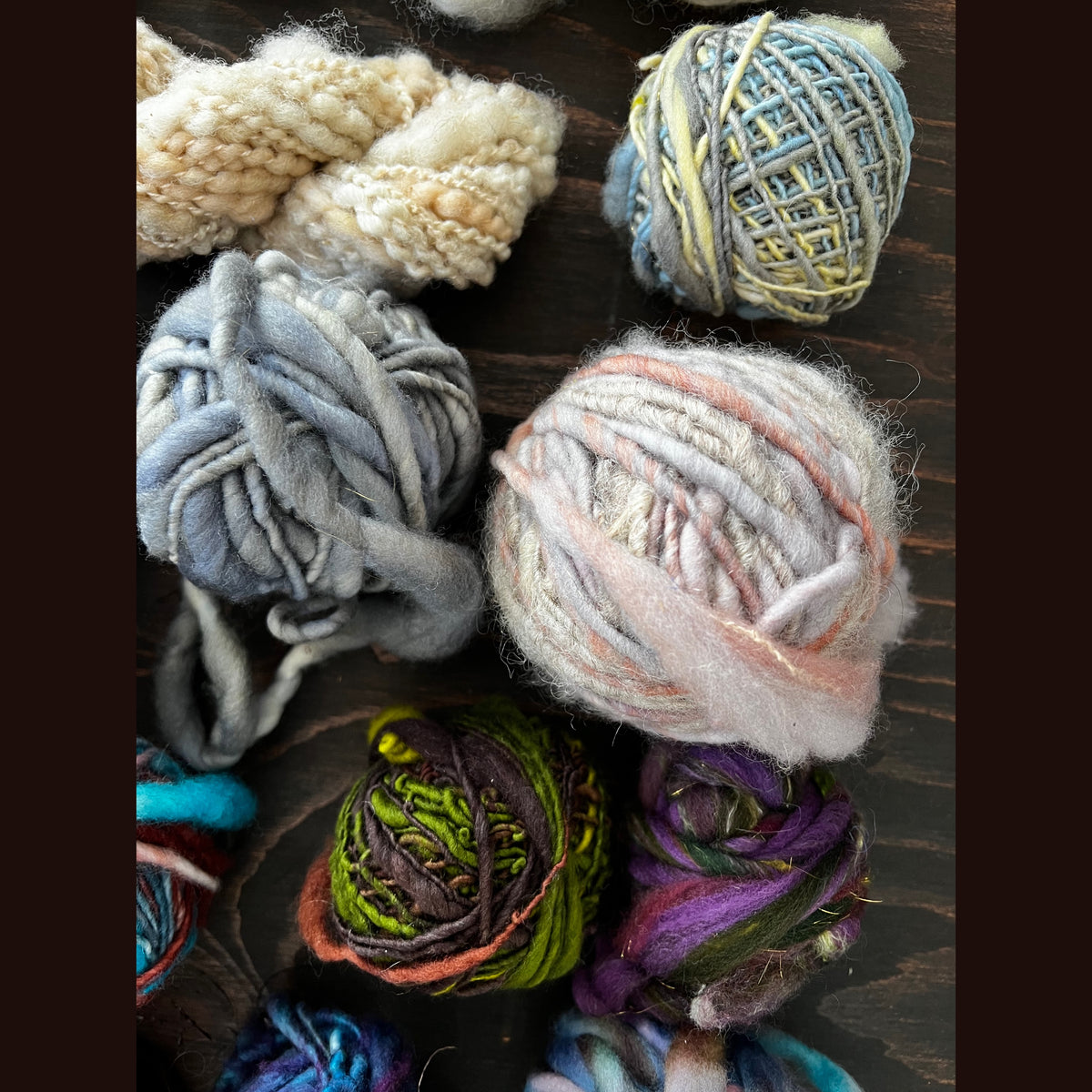Very Large lot of hand spun yarn for weaving crochet knitting  21.1 oz