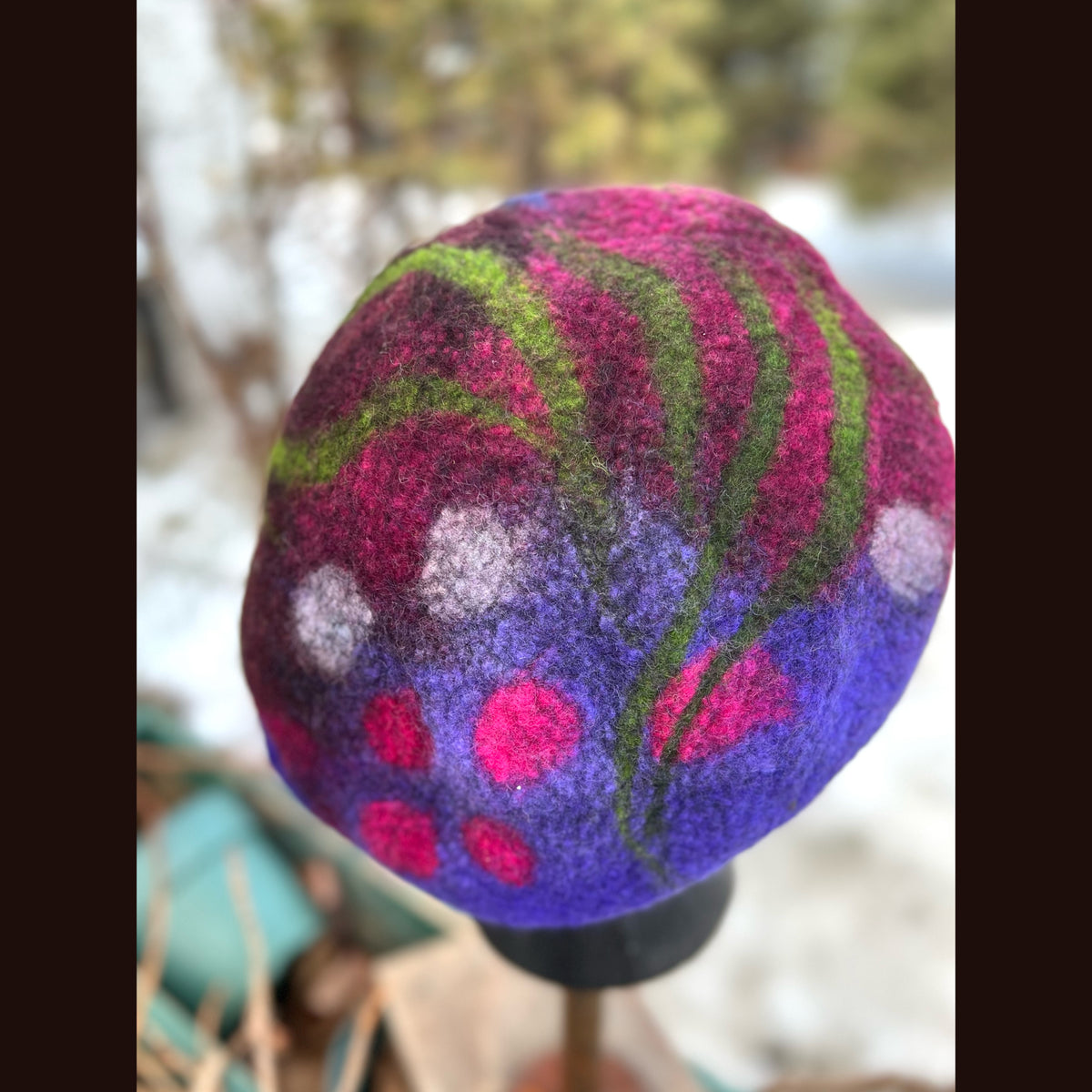 Felted beret 23”
