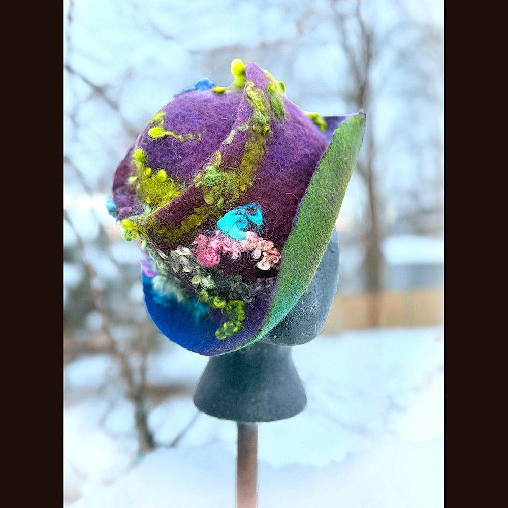 Handmade wool Felted hat 23” small medium