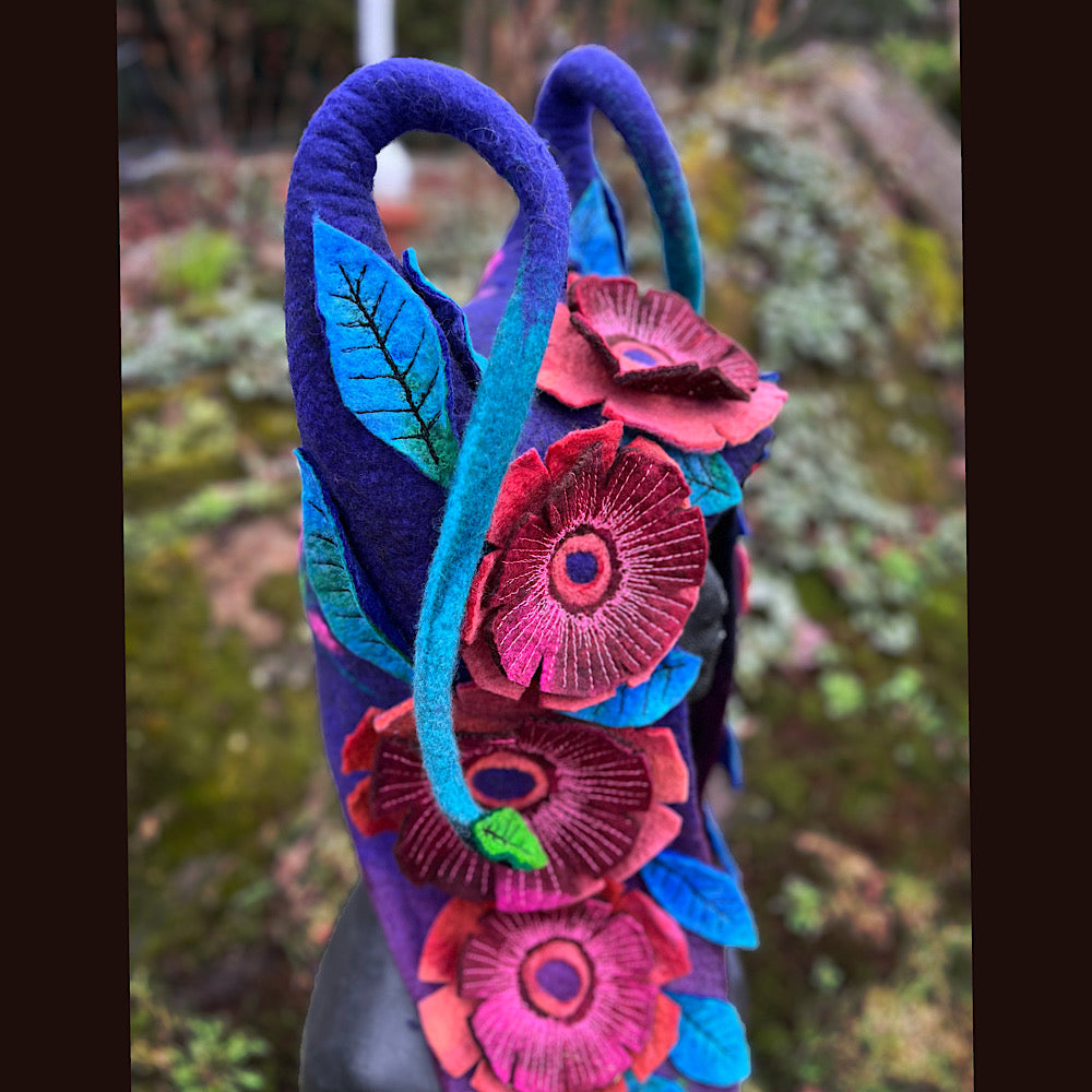 L’esprit des bois felted hood size medium