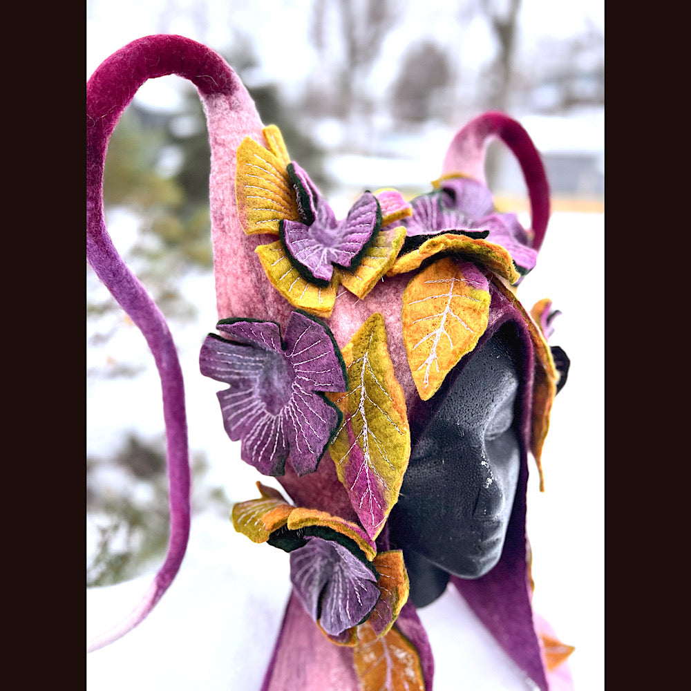 L’esprit des bois felted hood size 24” large