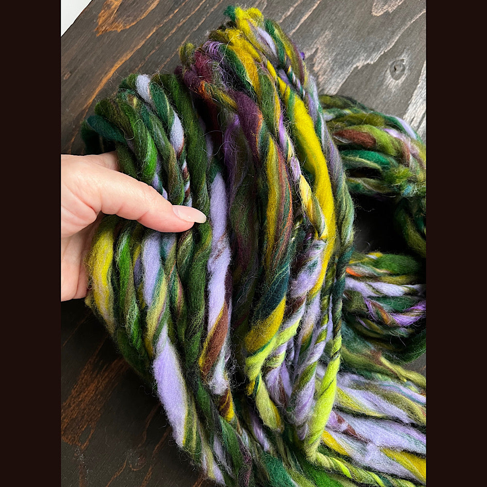 lot of hand spun yarn for weaving  knitting crochet 7 oz