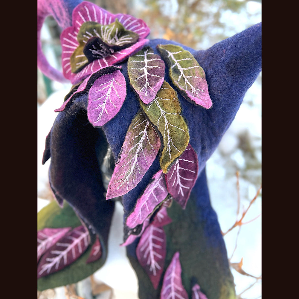 L’esprit des bois felted hood size 24” large