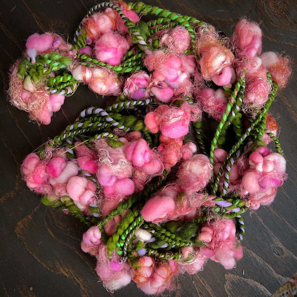 Art yarn for weaving