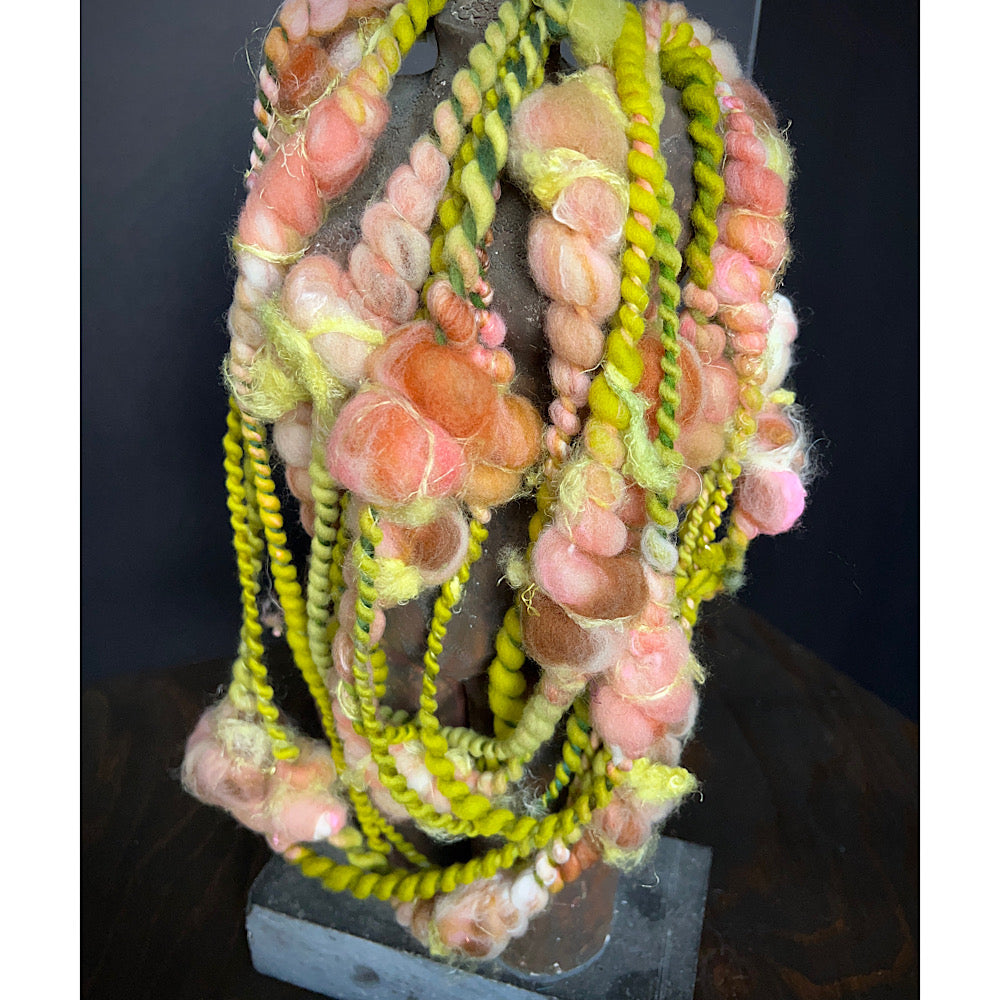 Art yarn for weaving