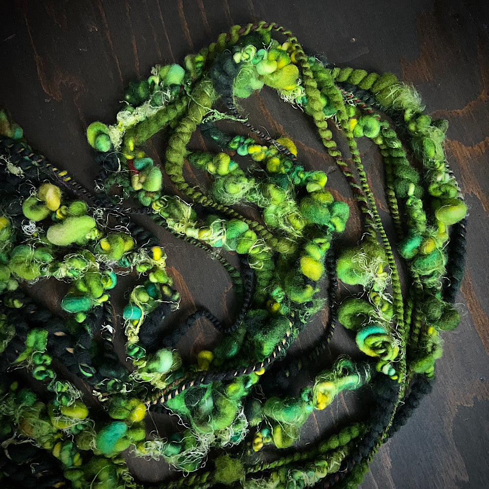 Art yarn for weaving