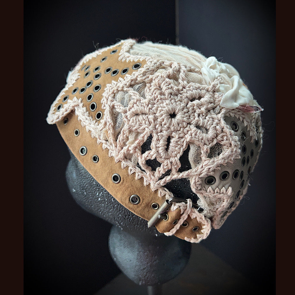 Starfish hat / Leather silk and crochet/ size small