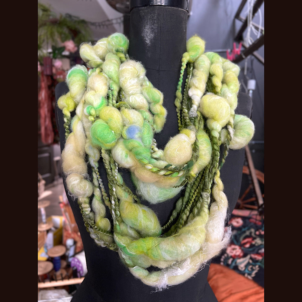 Bubbly art yarn for weavers and knitters