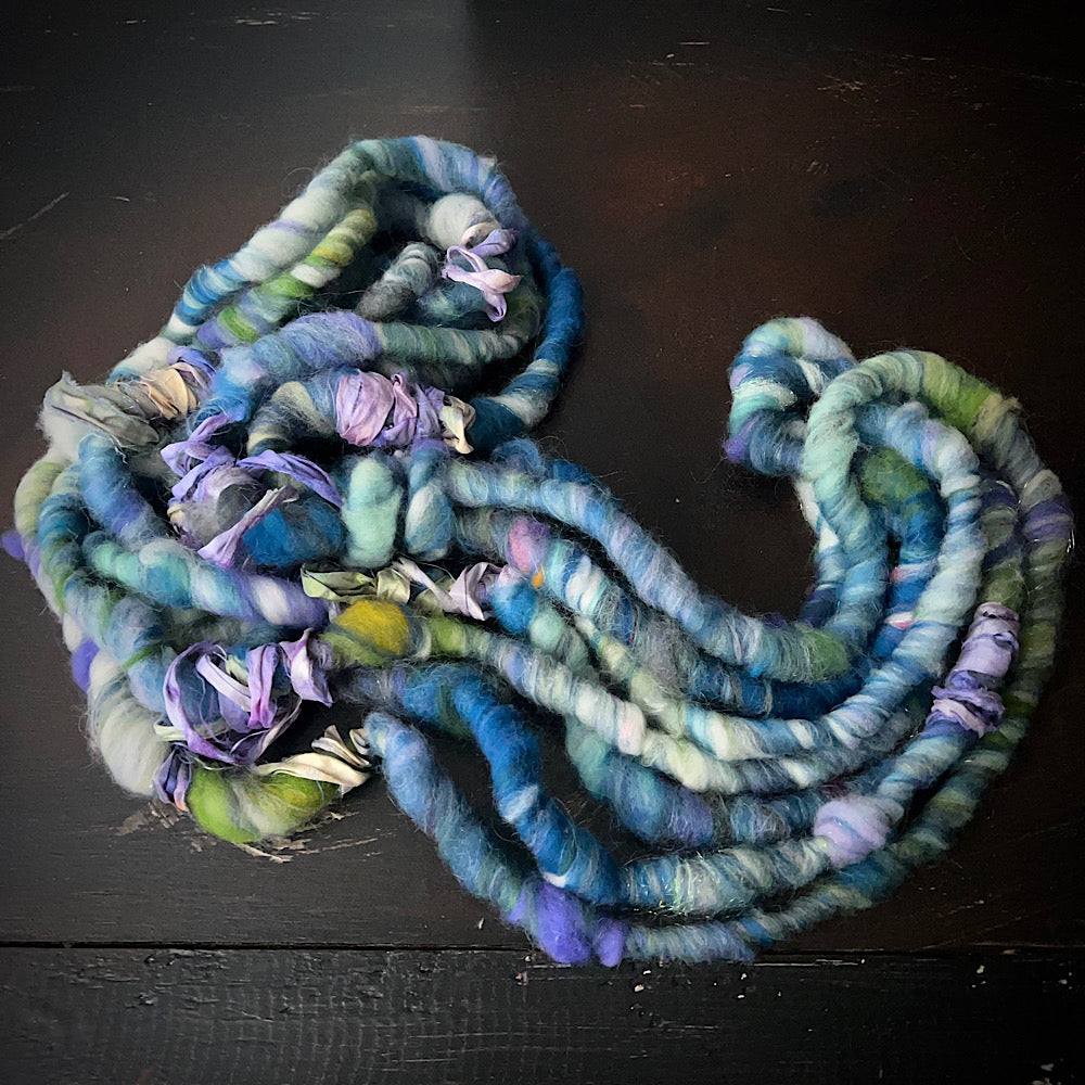 Jumbo art yarn for weavers