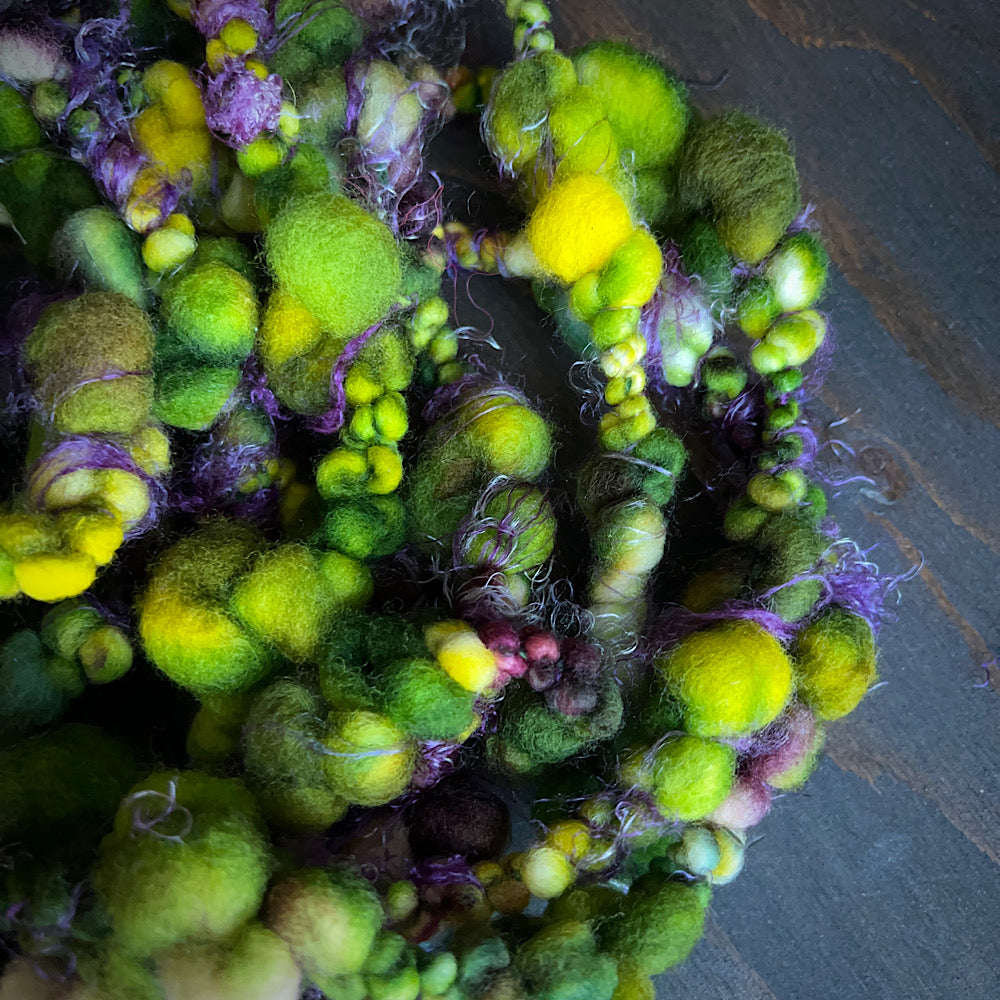 Art yarn for weaving