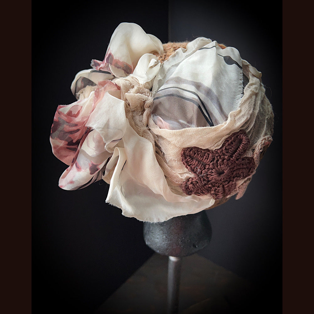 Starfish hat / Leather silk and crochet/ size small