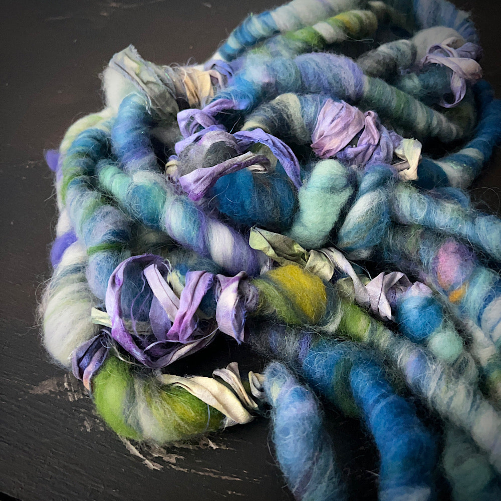 Jumbo art yarn for weavers