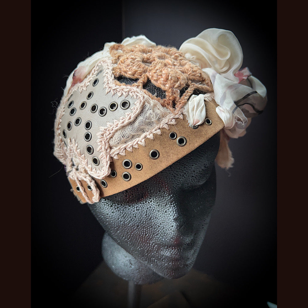 Starfish hat / Leather silk and crochet/ size small