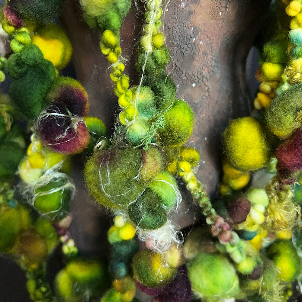 Art yarn for weaving