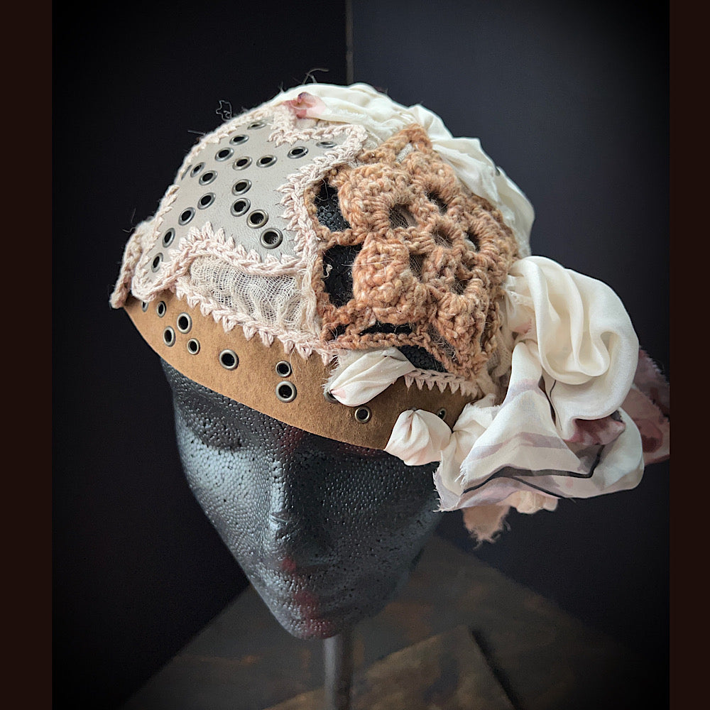 Starfish hat / Leather silk and crochet/ size small