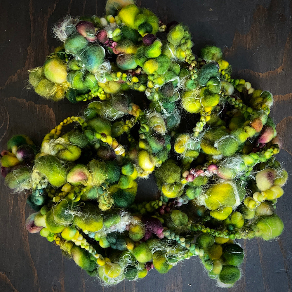 Art yarn for weaving