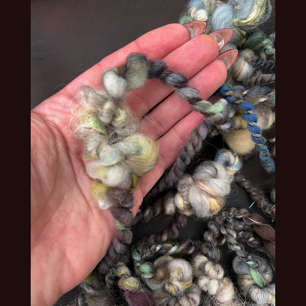 Art yarns duo for weaving and knitting 1.7 oz