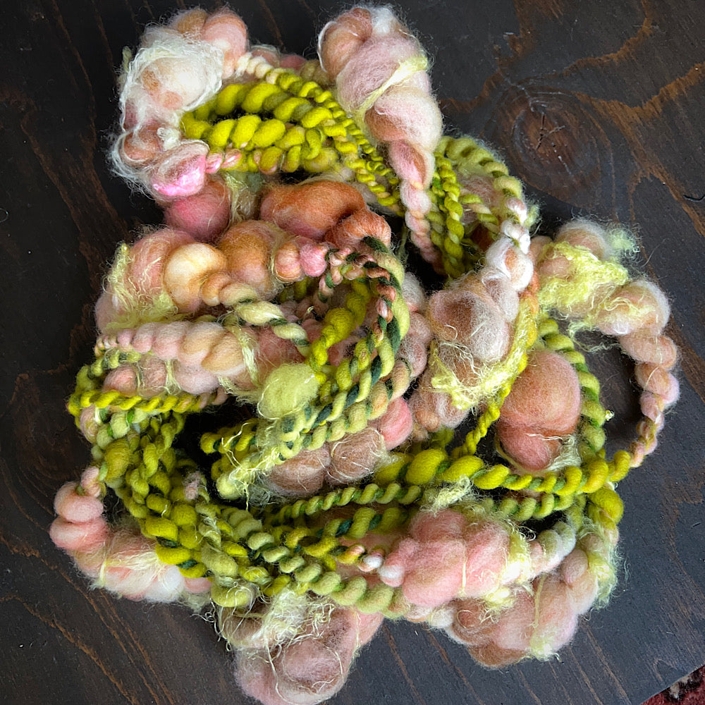 Art yarn for weaving