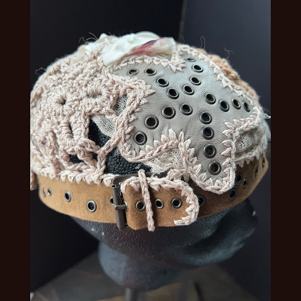 Starfish hat / Leather silk and crochet/ size small