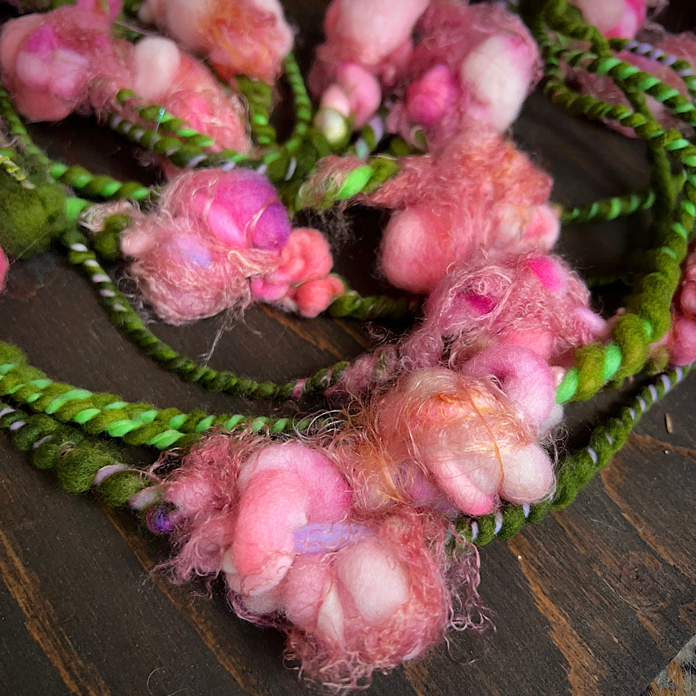 Art yarn for weaving