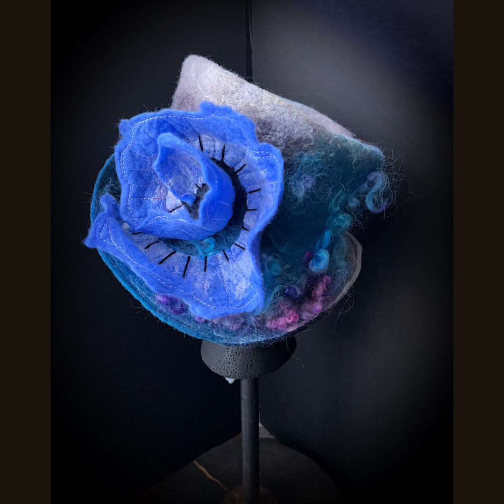 Felted top hat with rose - 23.5”