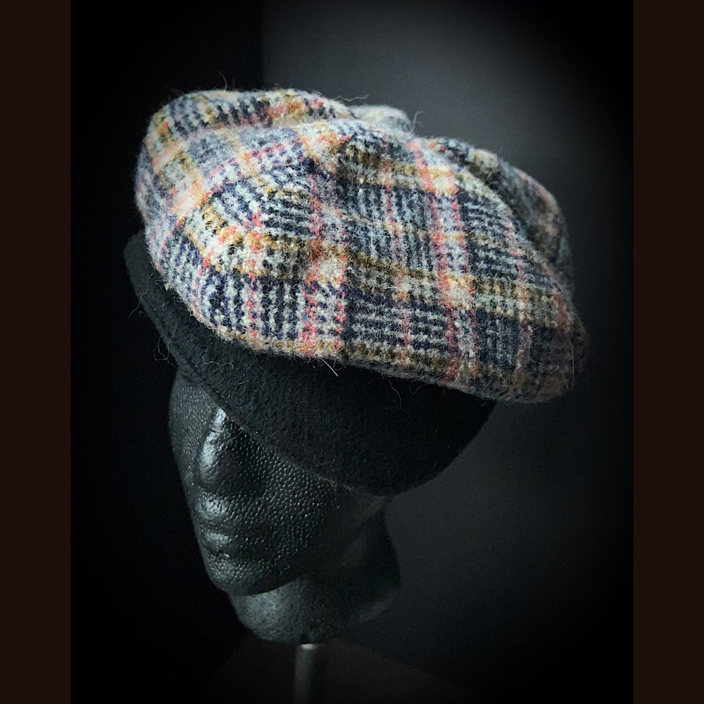 Wool newsboys cap size 23”