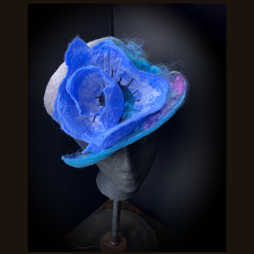 Felted top hat with rose - 23.5”