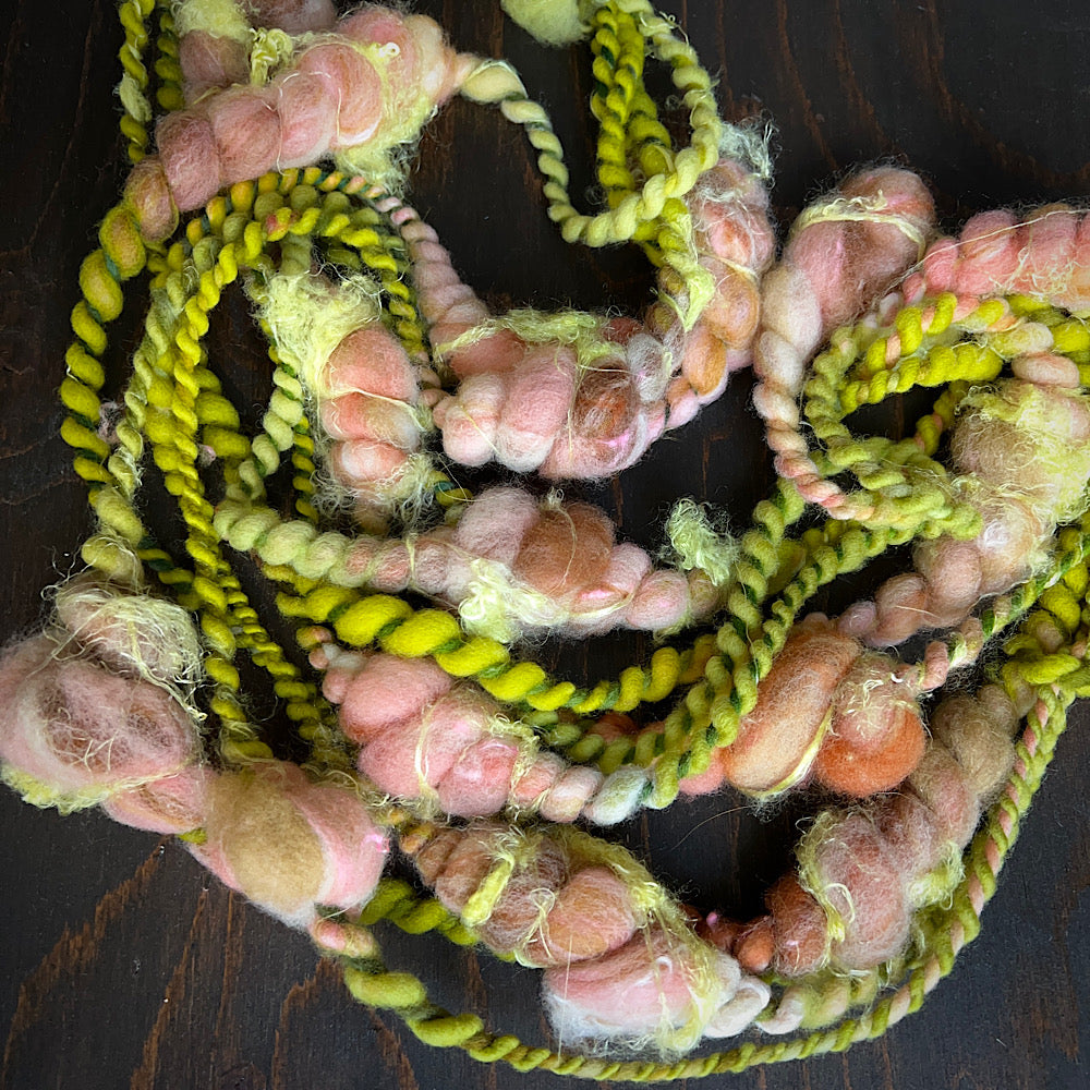 Art yarn for weaving