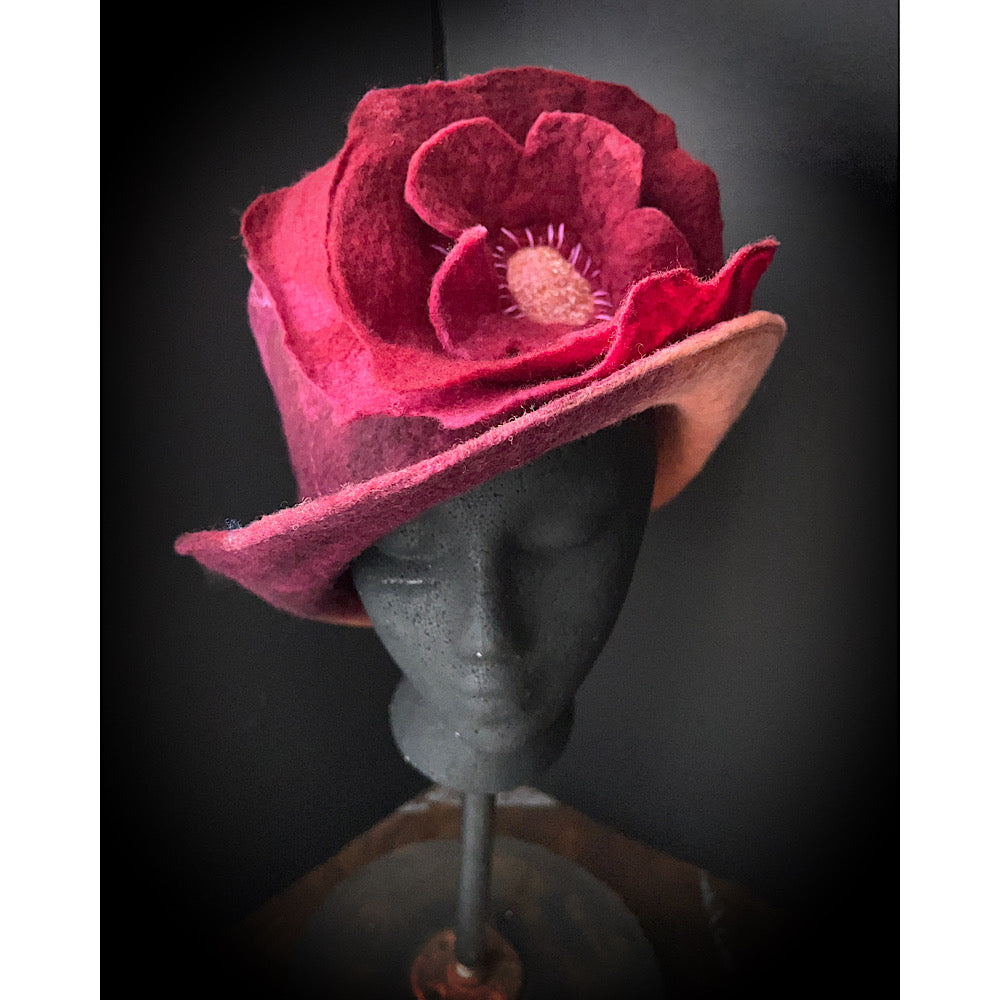Felted top hat with rose - 23.5”