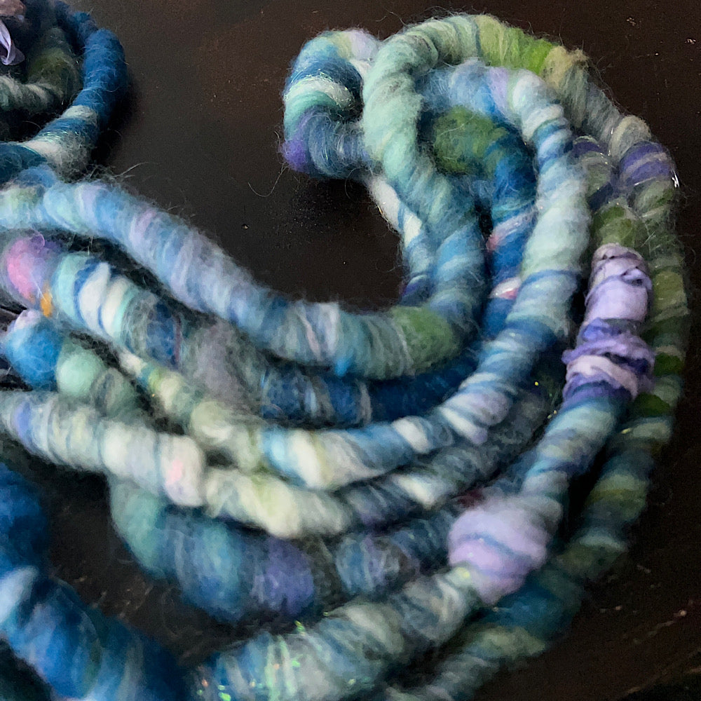 Jumbo art yarn for weavers