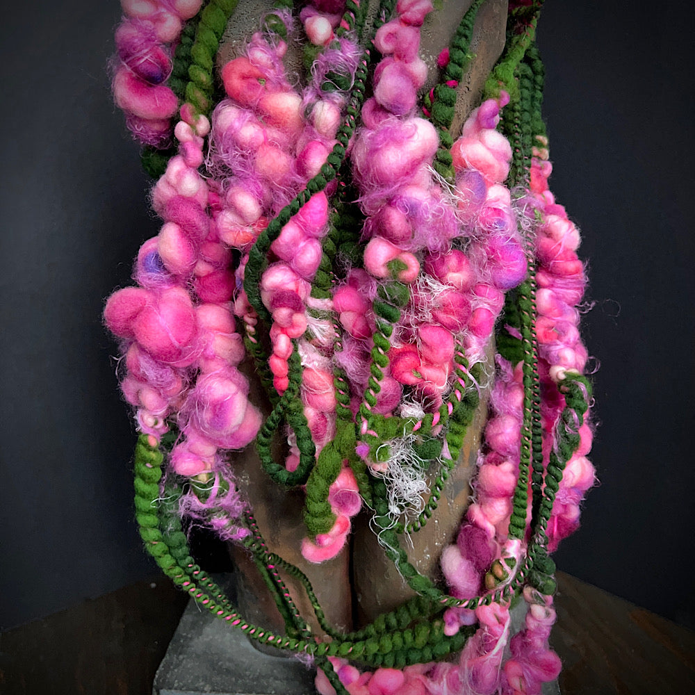 Art yarn for weaving