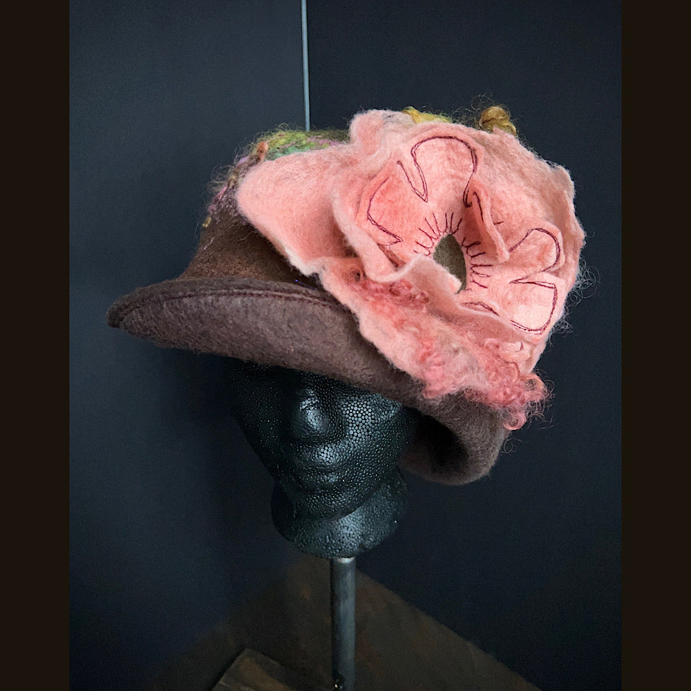 Felted flapper’s hat- 23.5”